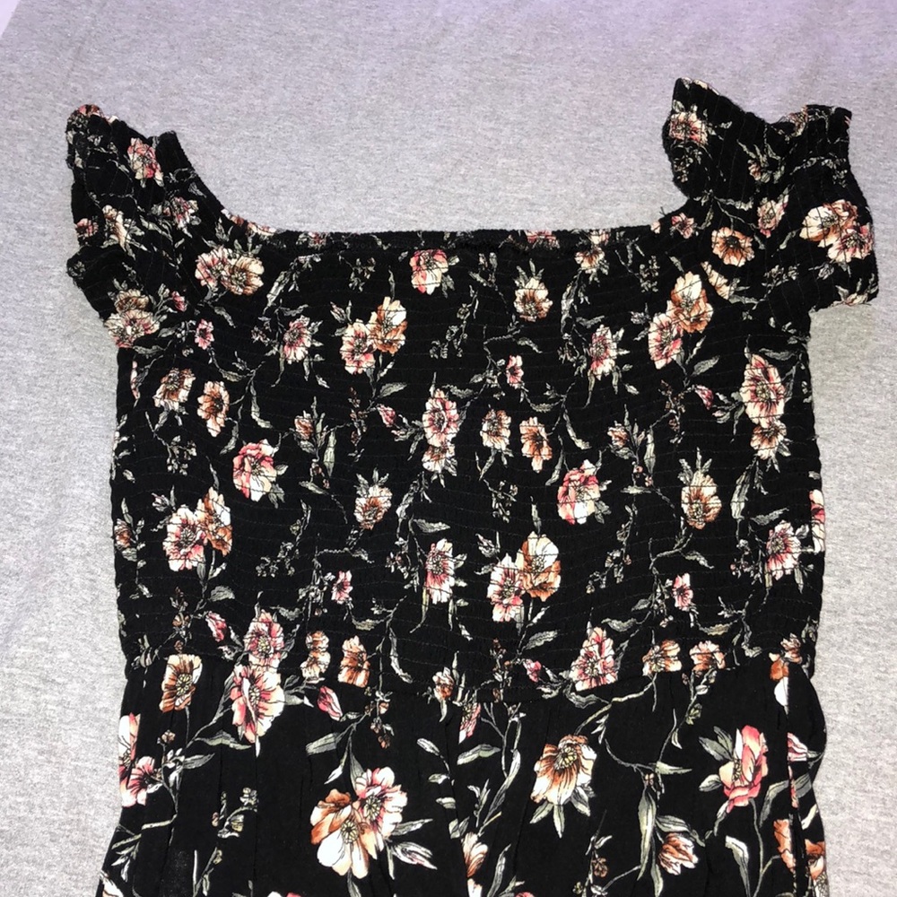 ROMPER - Picture 2 of 2